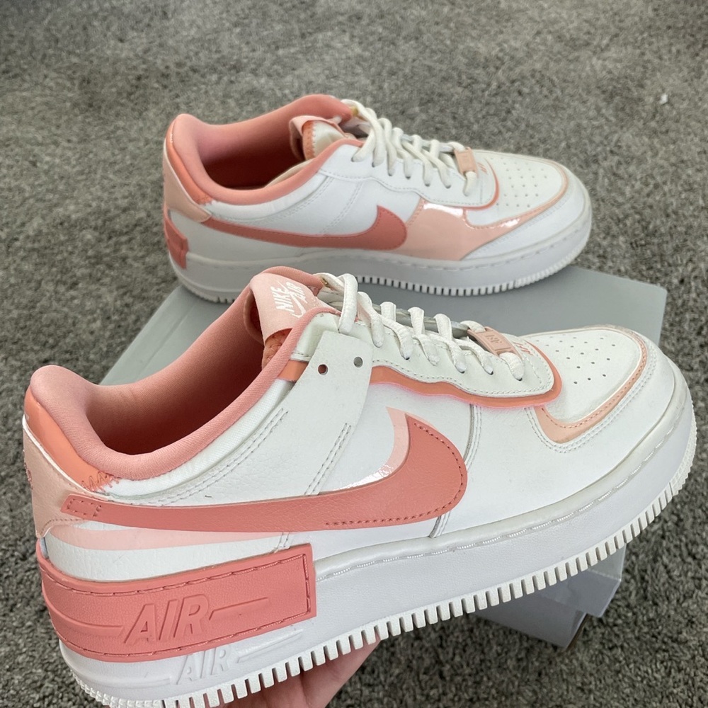 Nike Air force 1 White/Coral Pink SIZE 8.5W